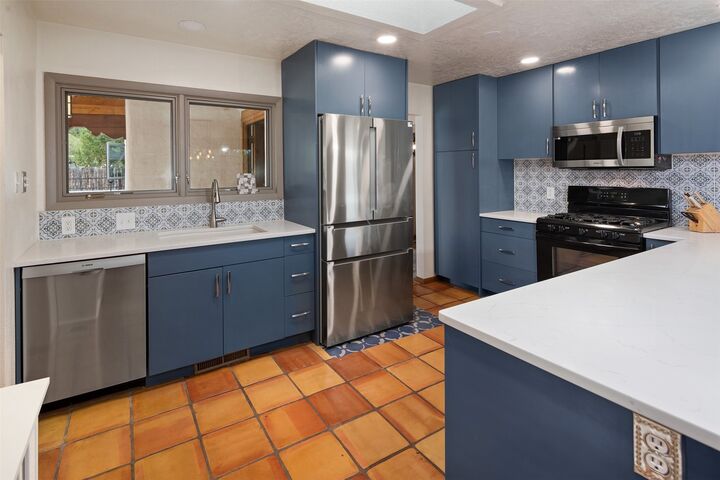 Property Photo:  2028 Calle Lejano  NM 87501 