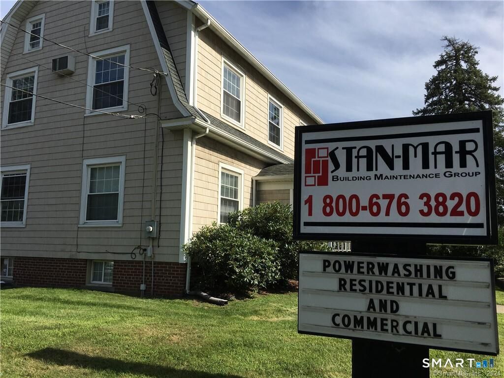 Property Photo:  4942 Main Street  CT 06606 