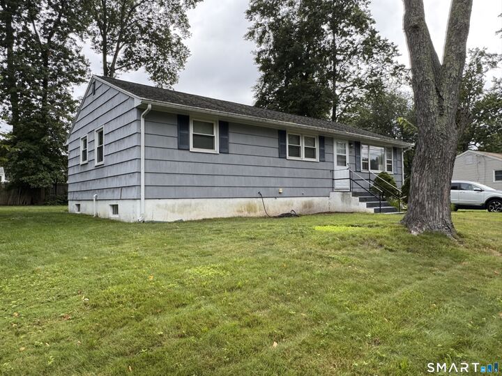 Property Photo: 138 Sebec Street CT 06517