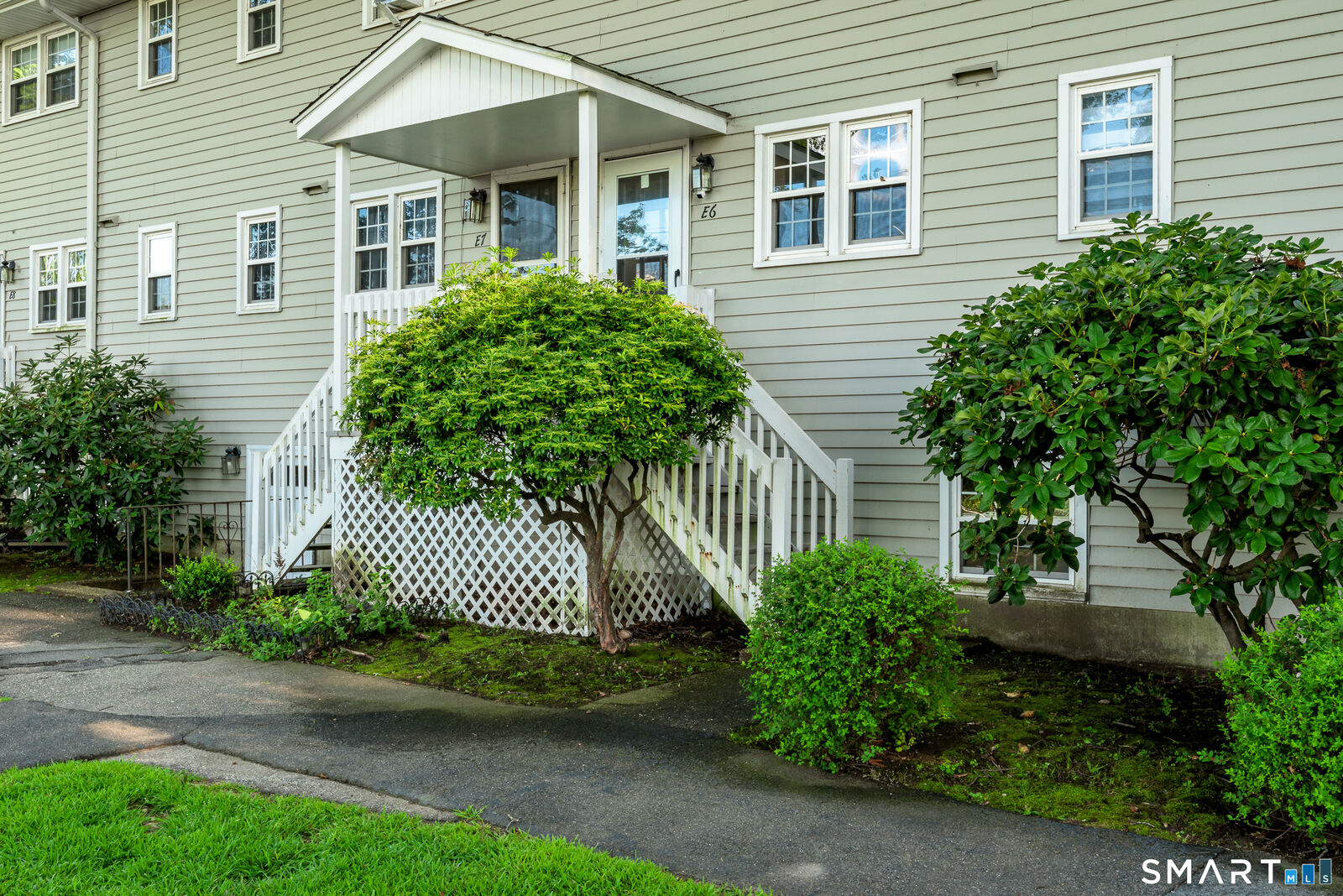 Property Photo:  280 East Main Street E6  CT 06413 