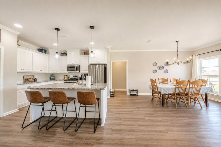 Property Photo:  9741 S Park  AL 36301 