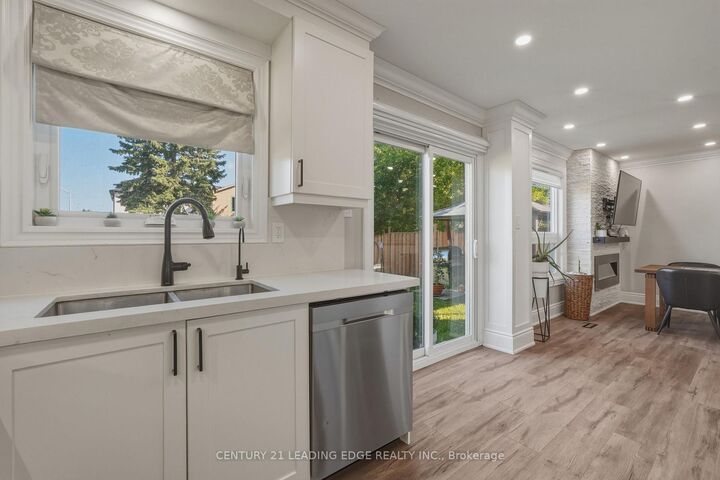 Property Photo: 1100 Maclean Street ON L9S 1W1