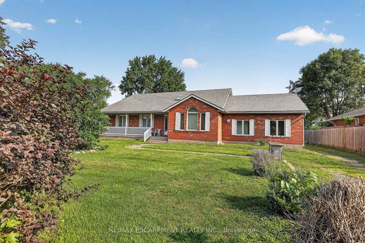 Property Photo: 54132 Best Line ON N5H 2R3