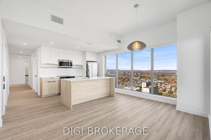 Property Photo: 1240 Cummings Avenue 3502 ON K1J 0E3