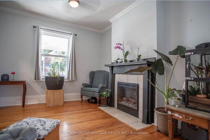 Property Photo:  96 Agnes Street  ON L1G 1V4 