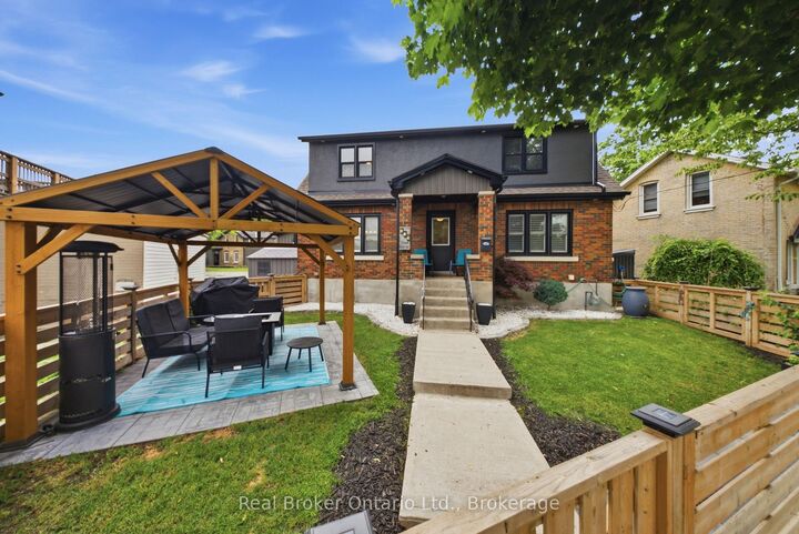 175 Grand River Avenue — photo 1