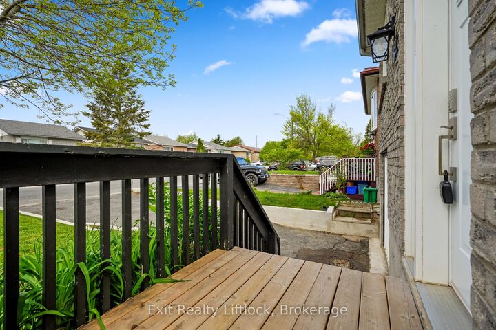 Property Photo: 802 Mountain Ash Road ON K9J 8K2