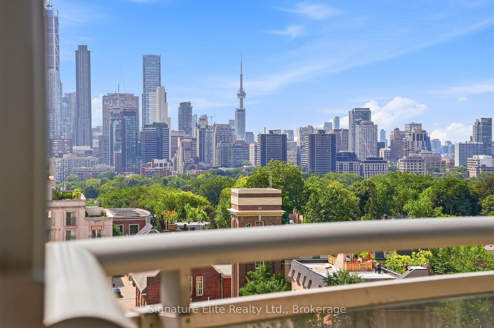 Property Photo: 1430 Yonge Street 902 ON M4T 1Y6
