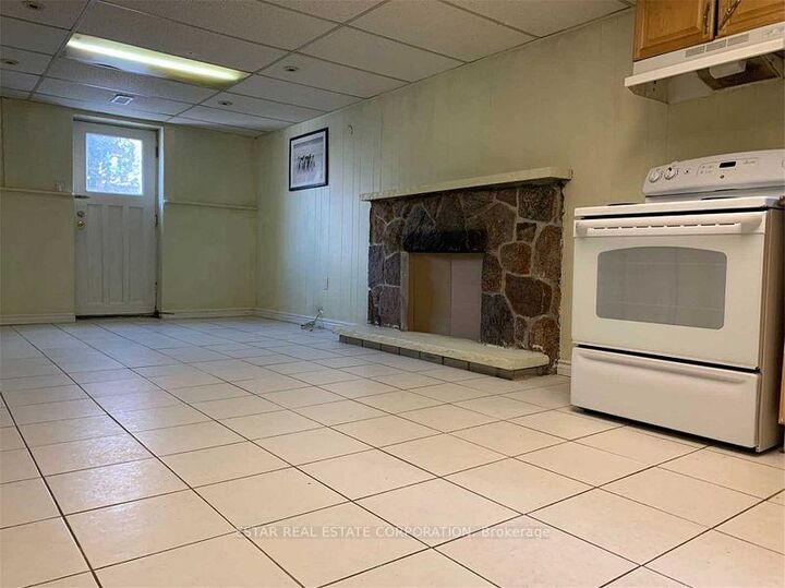 Property Photo:  71 Pinto Drive  ON M2J 3T9 