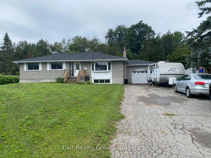 Property Photo:  130 Peterson Street  ON K8V 5P8 