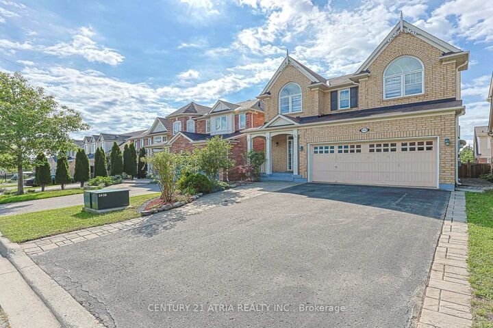 Property Photo: 338 Carlissa Run N/A ON L3X 3J9