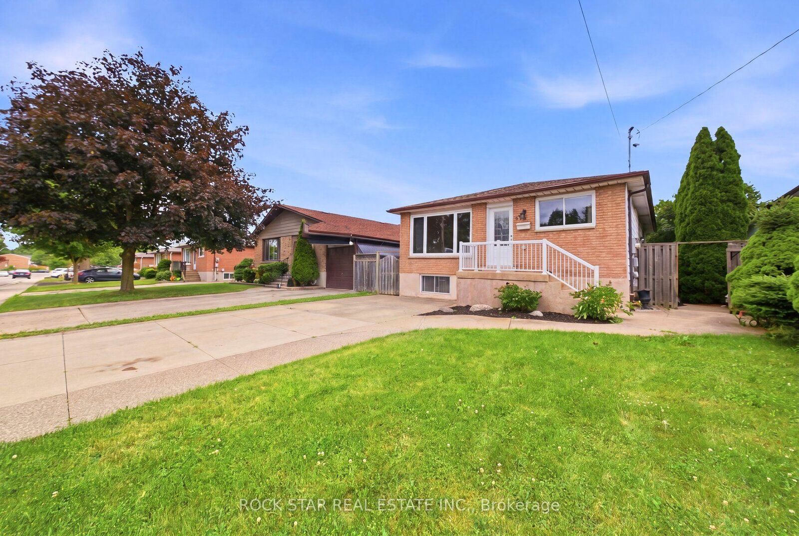 Property Photo:  59 Aterno Drive Main  ON L9C 5S4 