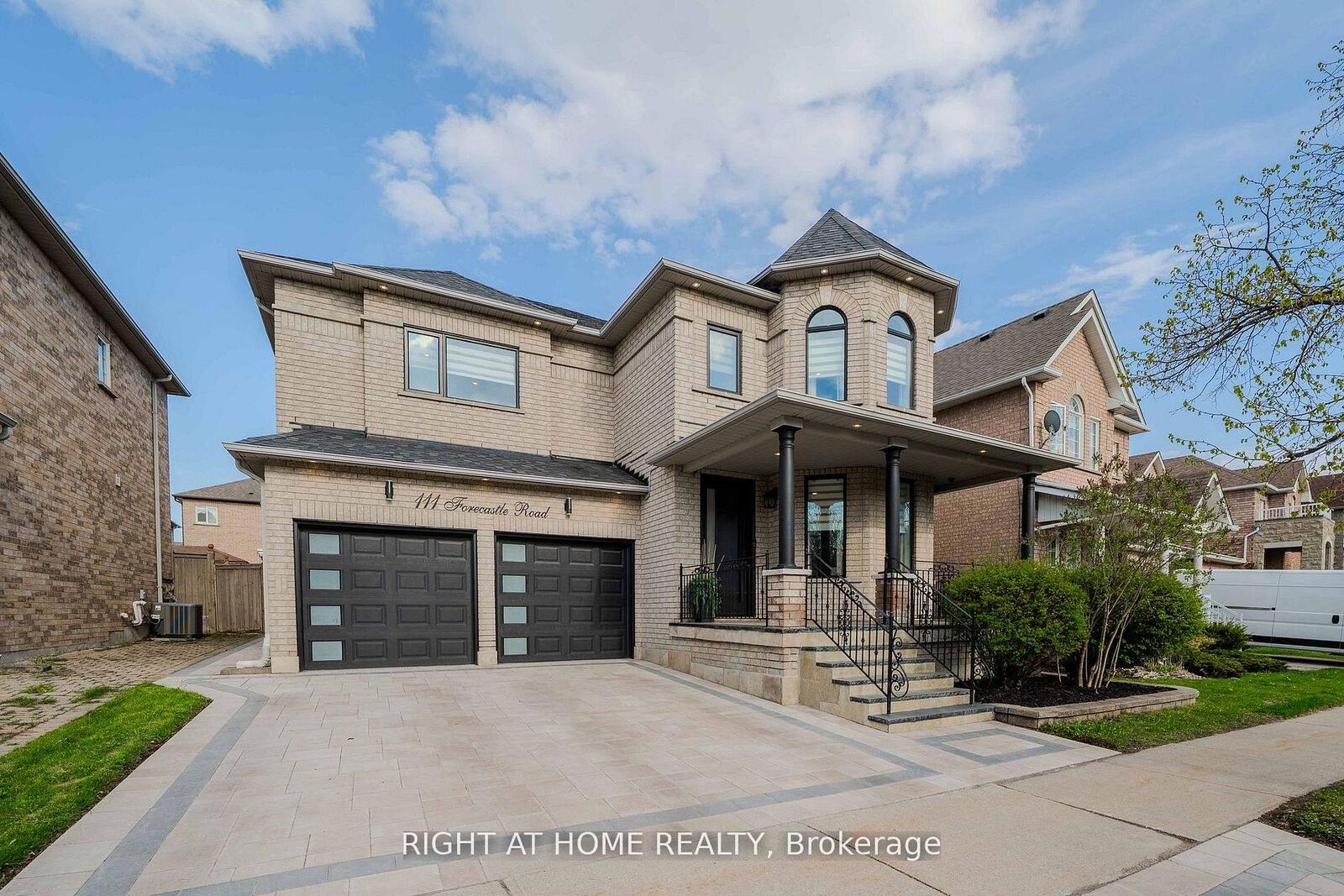 Property Photo: 111 Forecastle Road ON L4K 5H9