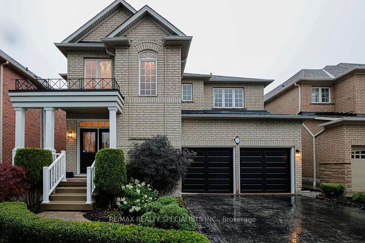 7 Kingspoint Circle — photo 1