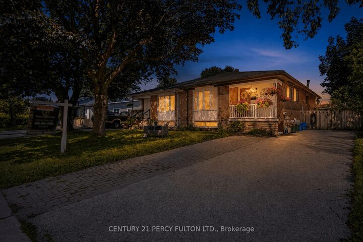 Property Photo: 719 Balaton Avenue ON L1W 1W3