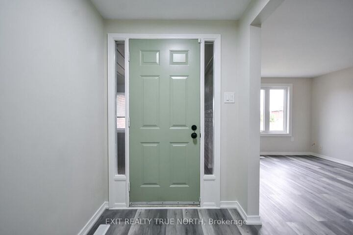 Property Photo: 426 Sunnidale Road ON L4N 7A8