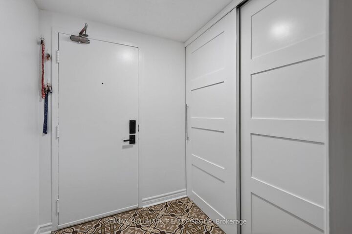 Photo de la propriété:  6434 Bilberry Drive 109  ON K1C 4P5 