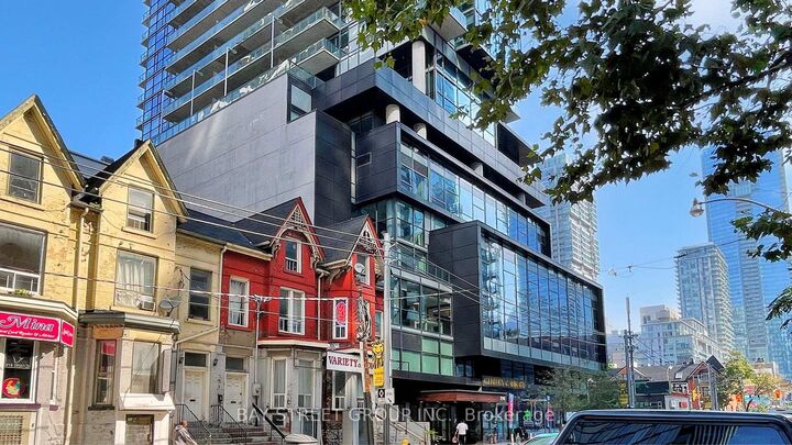 Photo de la propriété: 290 Adelaide Street W 1804 ON M5V 1P6
