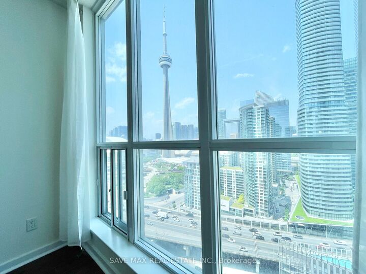 Property Photo:  208 Queens Quay W 2612  ON M5J 2Y5 