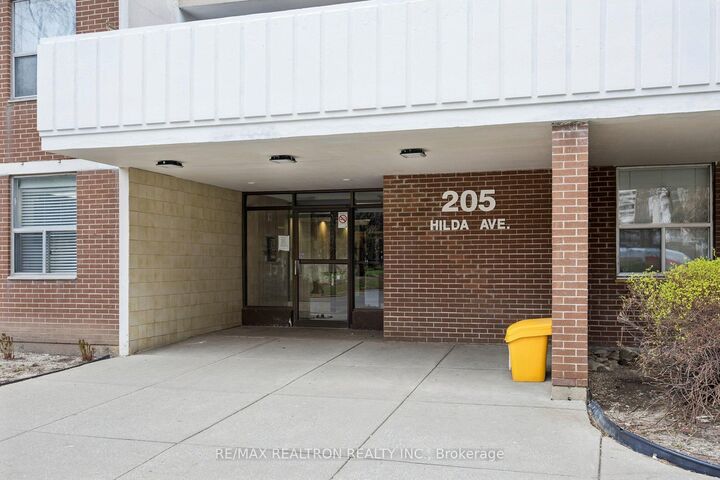 Property Photo: 205 Hilda Avenue 2208 ON M2M 4B1