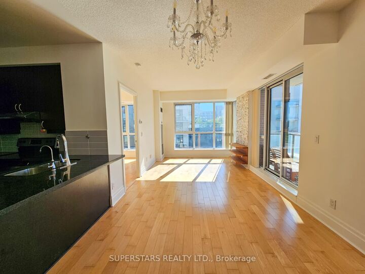 Property Photo: 1 Upper Duke Crescent 509 ON L6G 0B6
