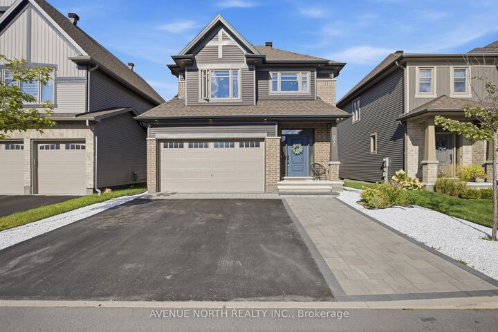 275 Trollius Way — photo 1