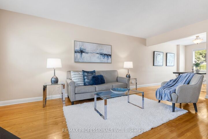 Property Photo: 21 Brendwin Road ON M6N 4V6