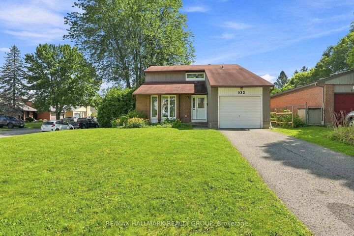 932 Beauclaire Drive — photo 1