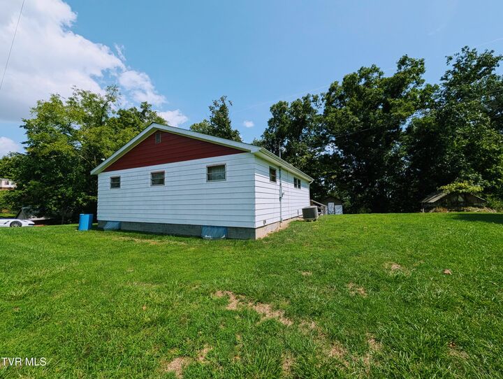 Property Photo:  5772 The Lake Road  VA 24228 