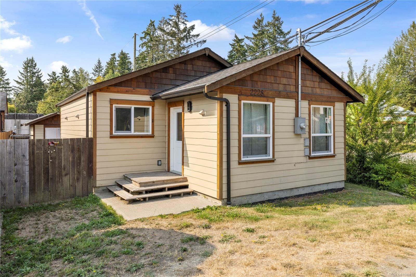 Property Photo: 2228 Alberni Hwy BC V0R 1M0