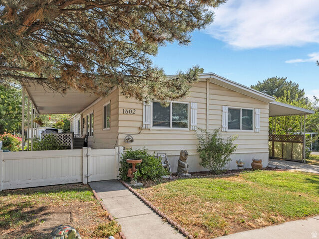 Property Photo:  1602 Indian Summer Dr  UT 84116 