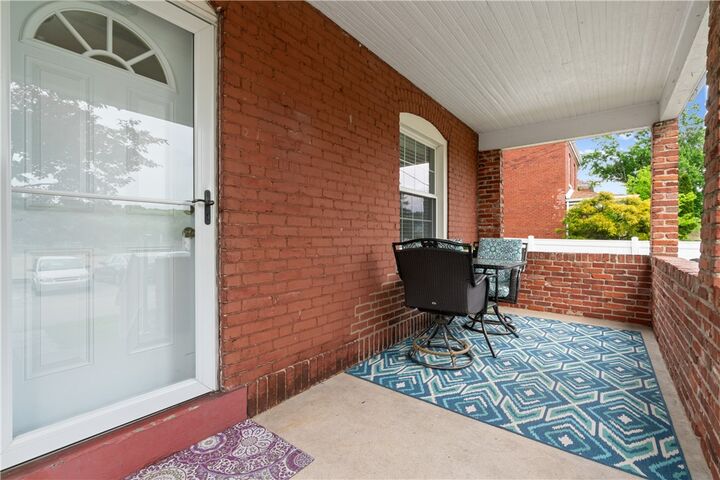 Property Photo: 506 Liggett Ave PA 15063