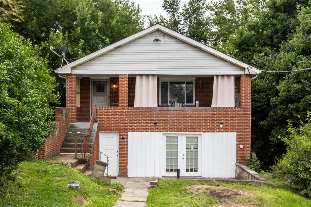 Property Photo:  7913 Lloyd Ave  PA 15218 