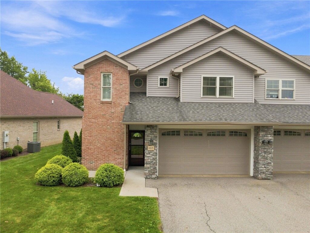 Property Photo:  1013 Westwood Lane  PA 15122 