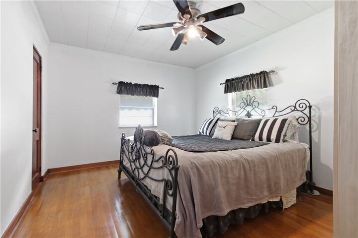 Property Photo: 180 Calvert St PA 15017