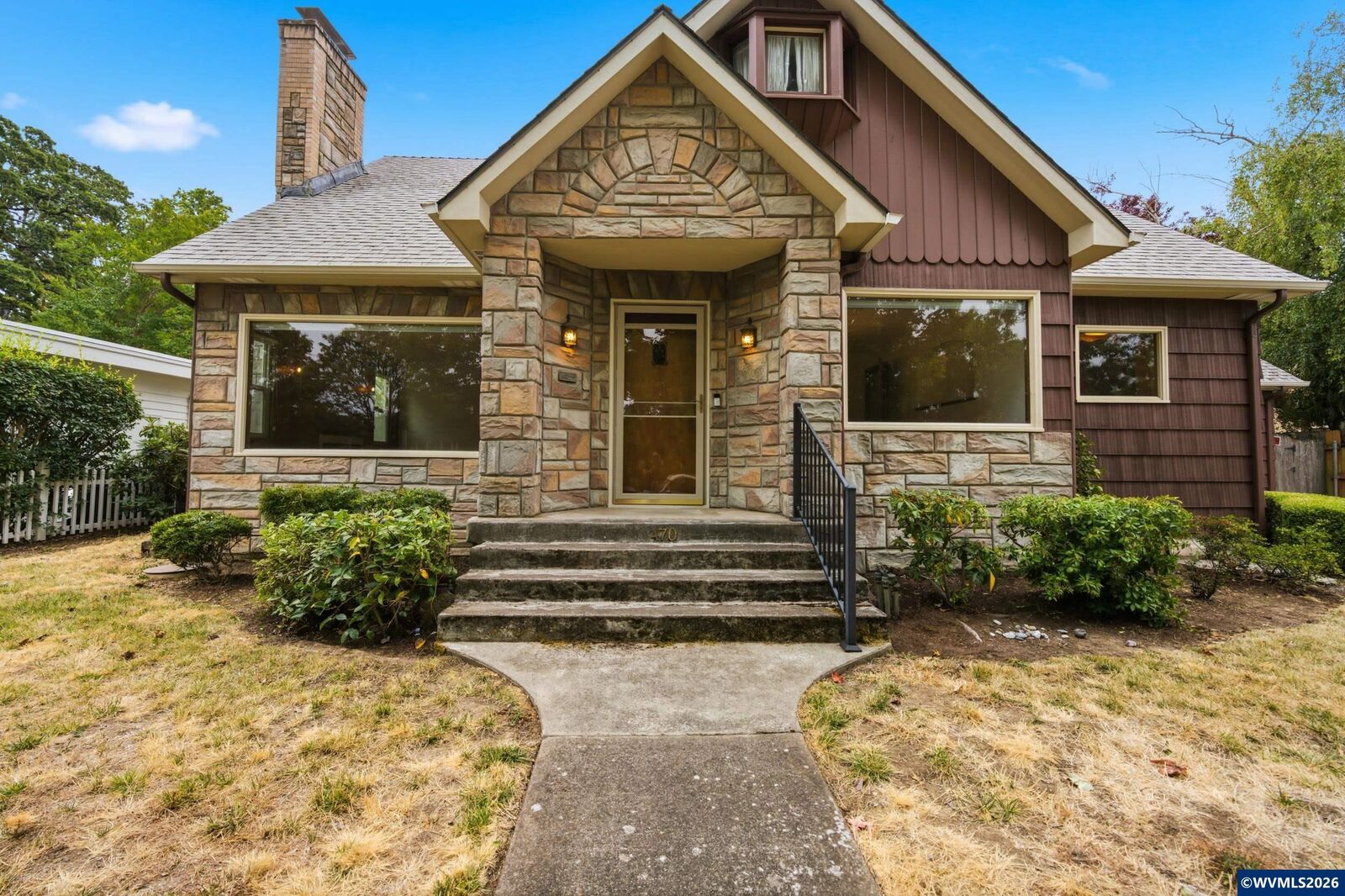 Property Photo: 470 Miller St SE OR 97302