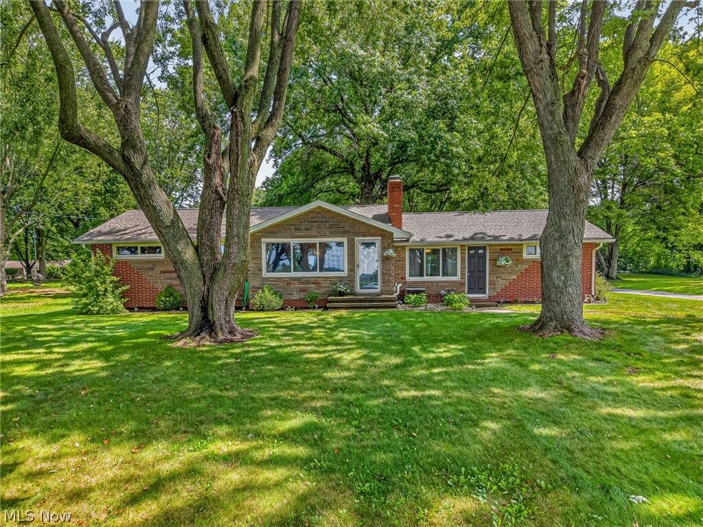 Property Photo:  9842 Market Avenue N  OH 44632 