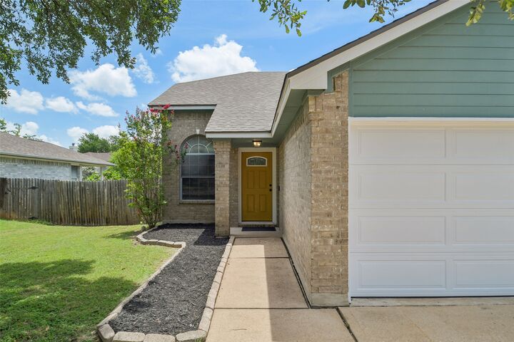 Property Photo:  1110 Brashear Lane  TX 78613 
