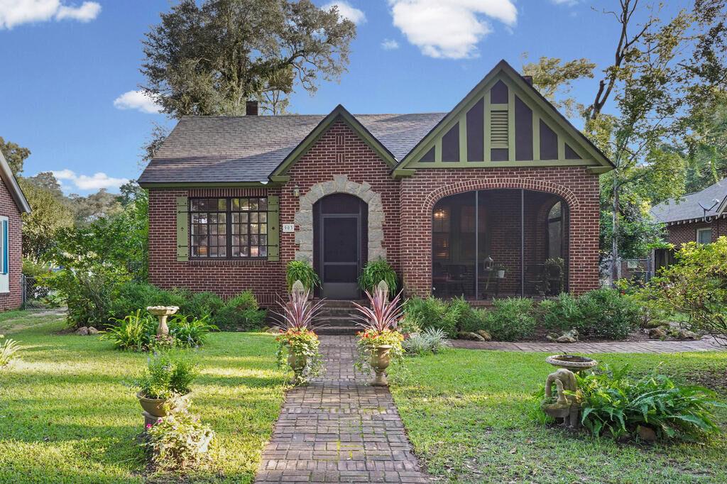 Property Photo: 903 W 2nd Ave GA 31704