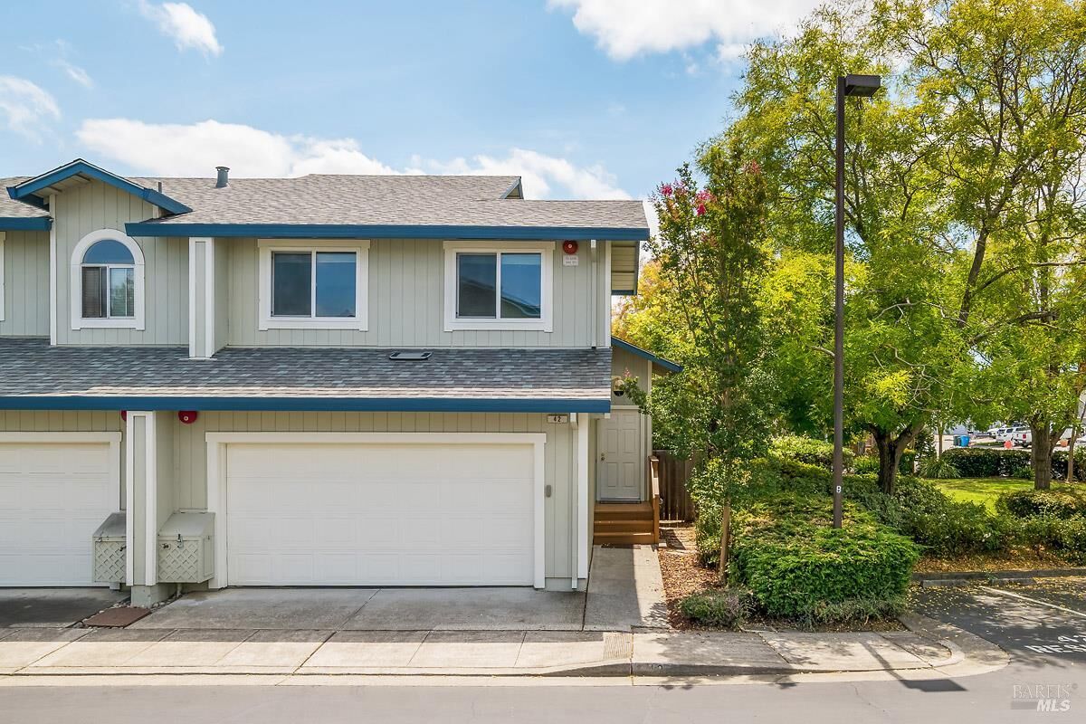 Property Photo:  42 Meridian Circle  CA 94928 