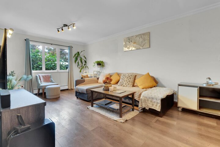 Property Photo: 1122 King Albert Avenue 106 BC V3J 1X7