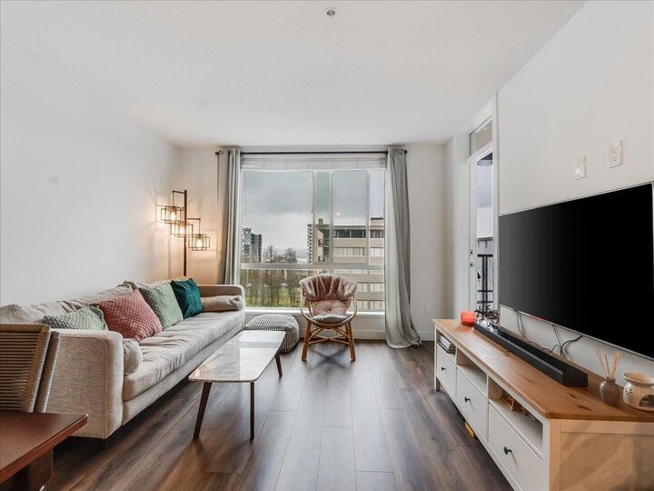 108 E 8th Street 406 — photo 1