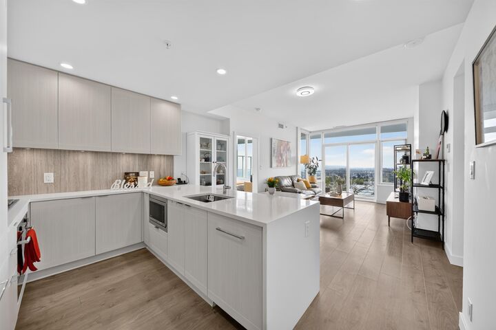 Property Photo: 5051 Imperial Street 2103 BC V5J 0J3
