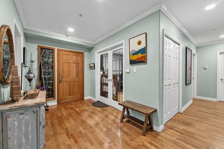 Property Photo: 1725 128 Street 203 BC V4A 3V2