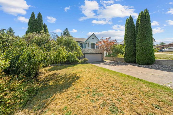 Property Photo: 23190 122 Avenue BC V2X 0P9
