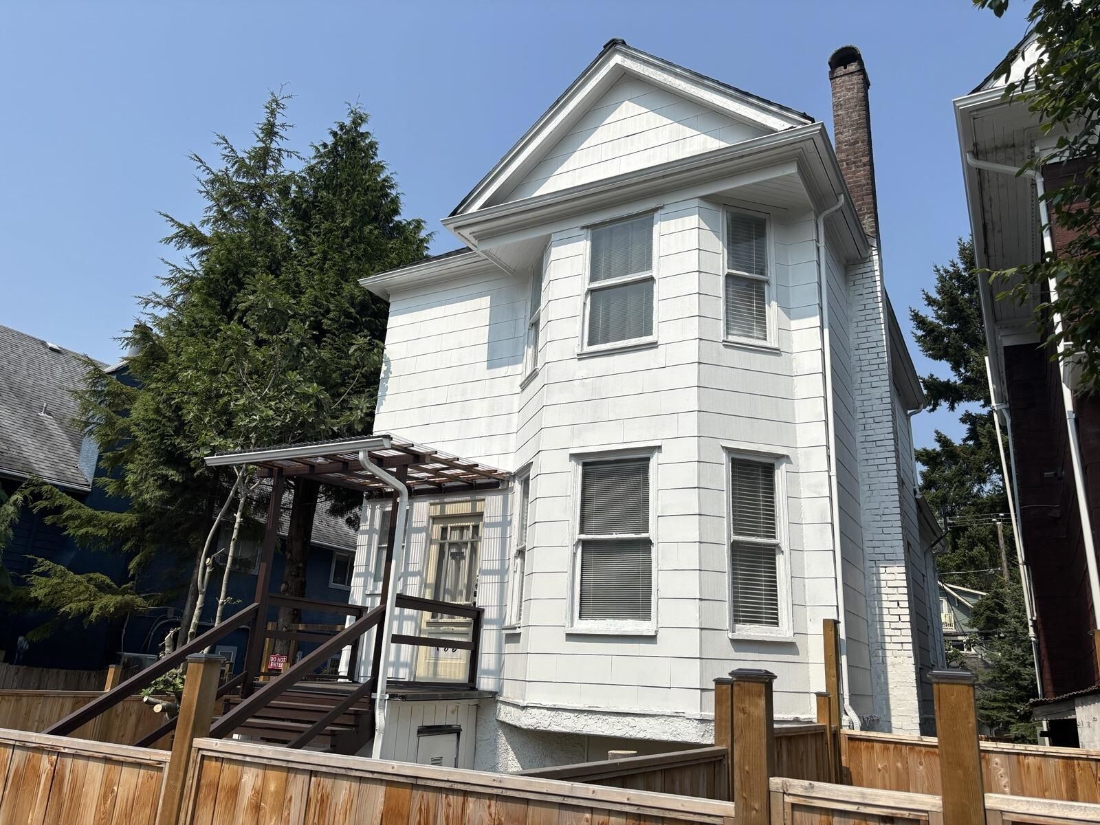 Property Photo:  135 W 12th Avenue  BC V5Y 1T6 