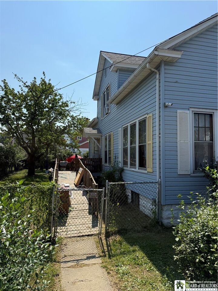 Property Photo: 51 Ruggles Street NY 14048