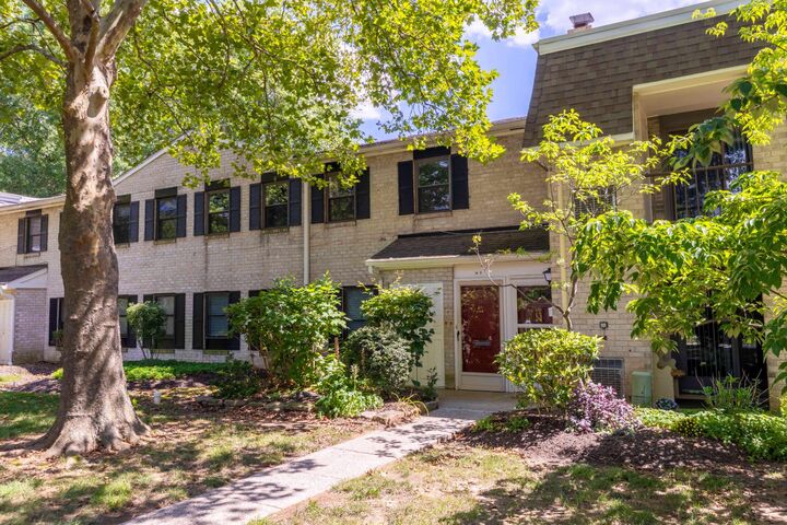 Property Photo:  501 N Bethlehem Pike 14-O  PA 19002 