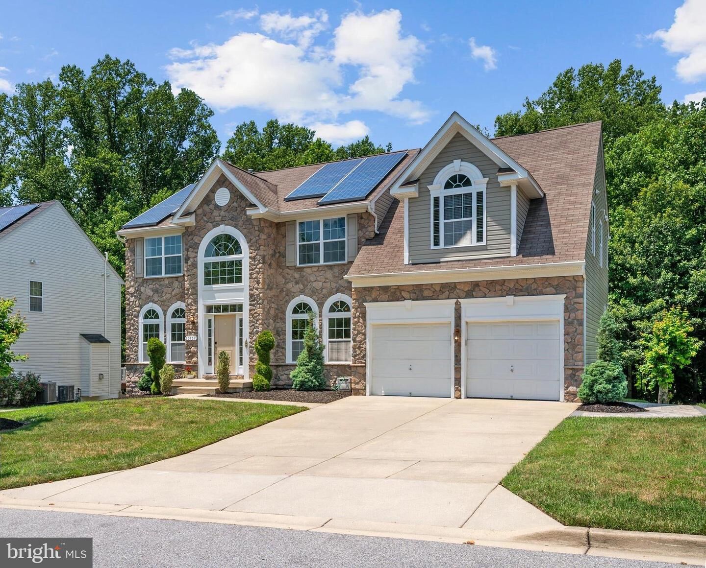 Property Photo:  10707 Quaking Aspen Way  MD 20735 