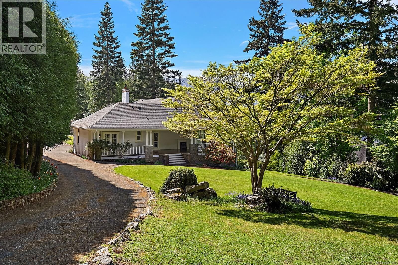 Property Photo:  600 Seacliffe Road  BC V8L 5W1 